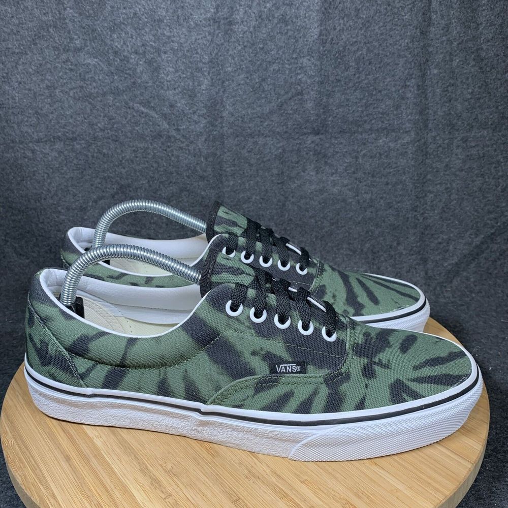 Vans Men's Green Camouflage Sneakers